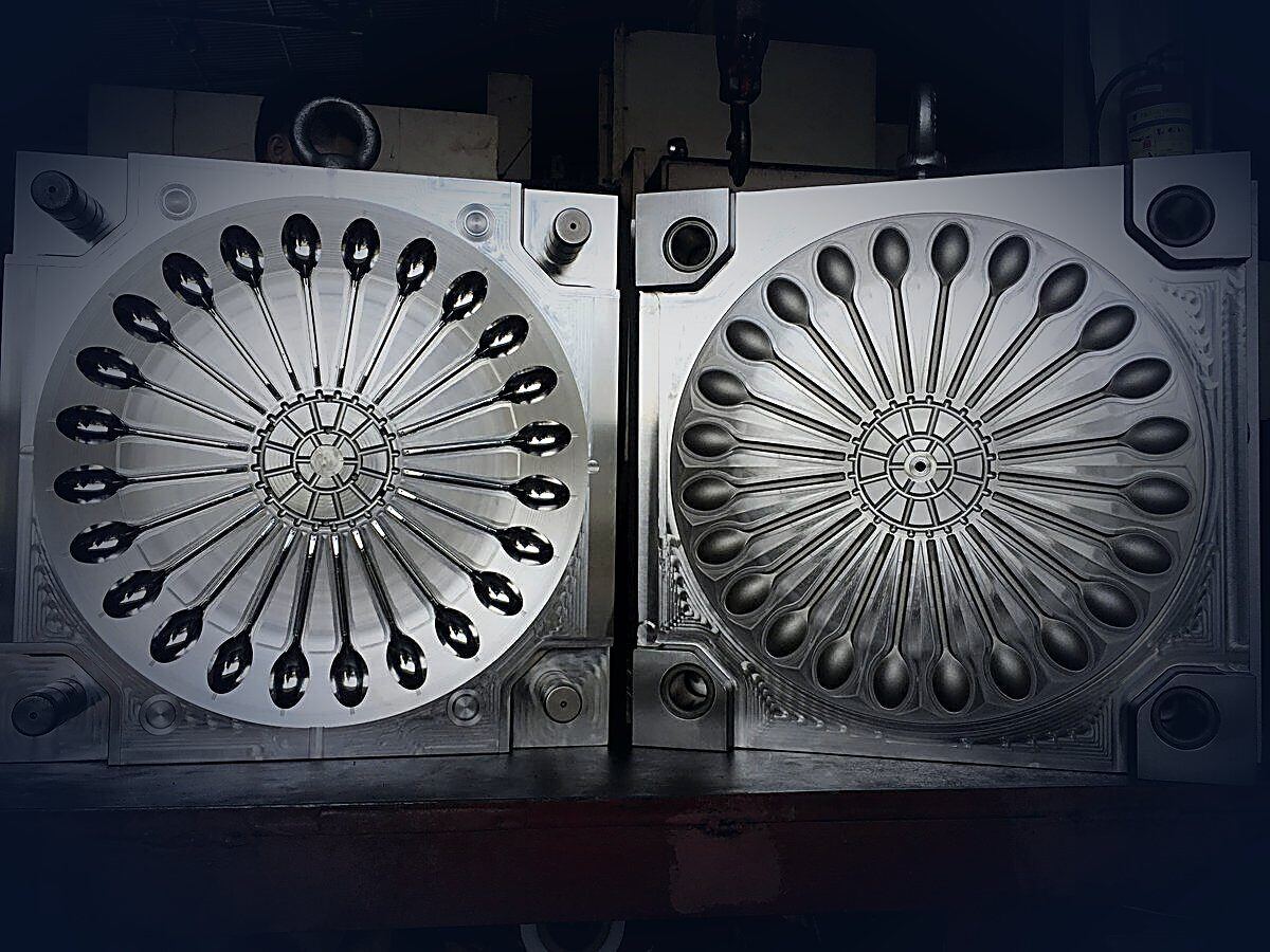 24-cavity spoon mold
